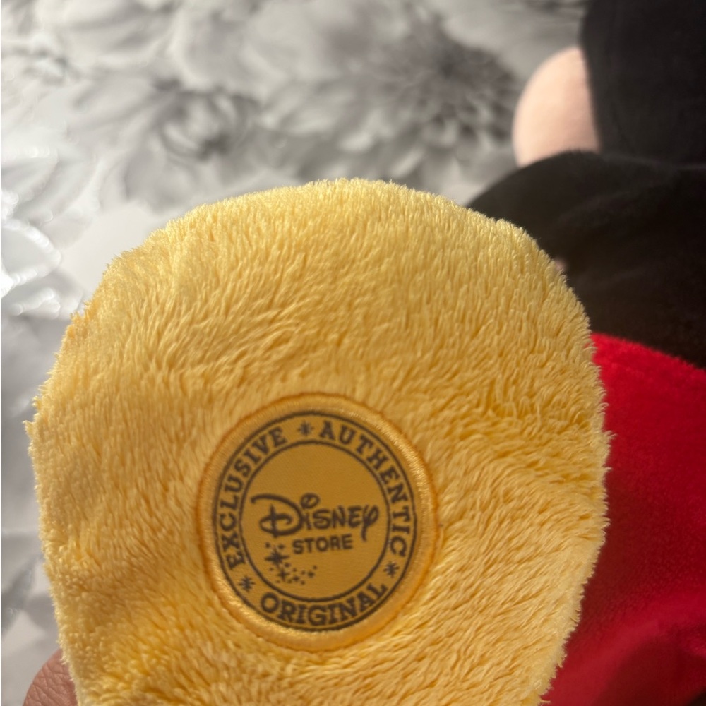 Disney Store Authentic Mickey Mouse - Picture 4 of 9